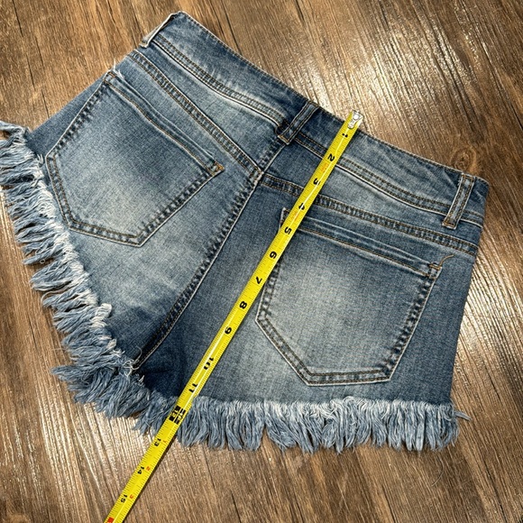 Jean shorts - Picture 4 of 5